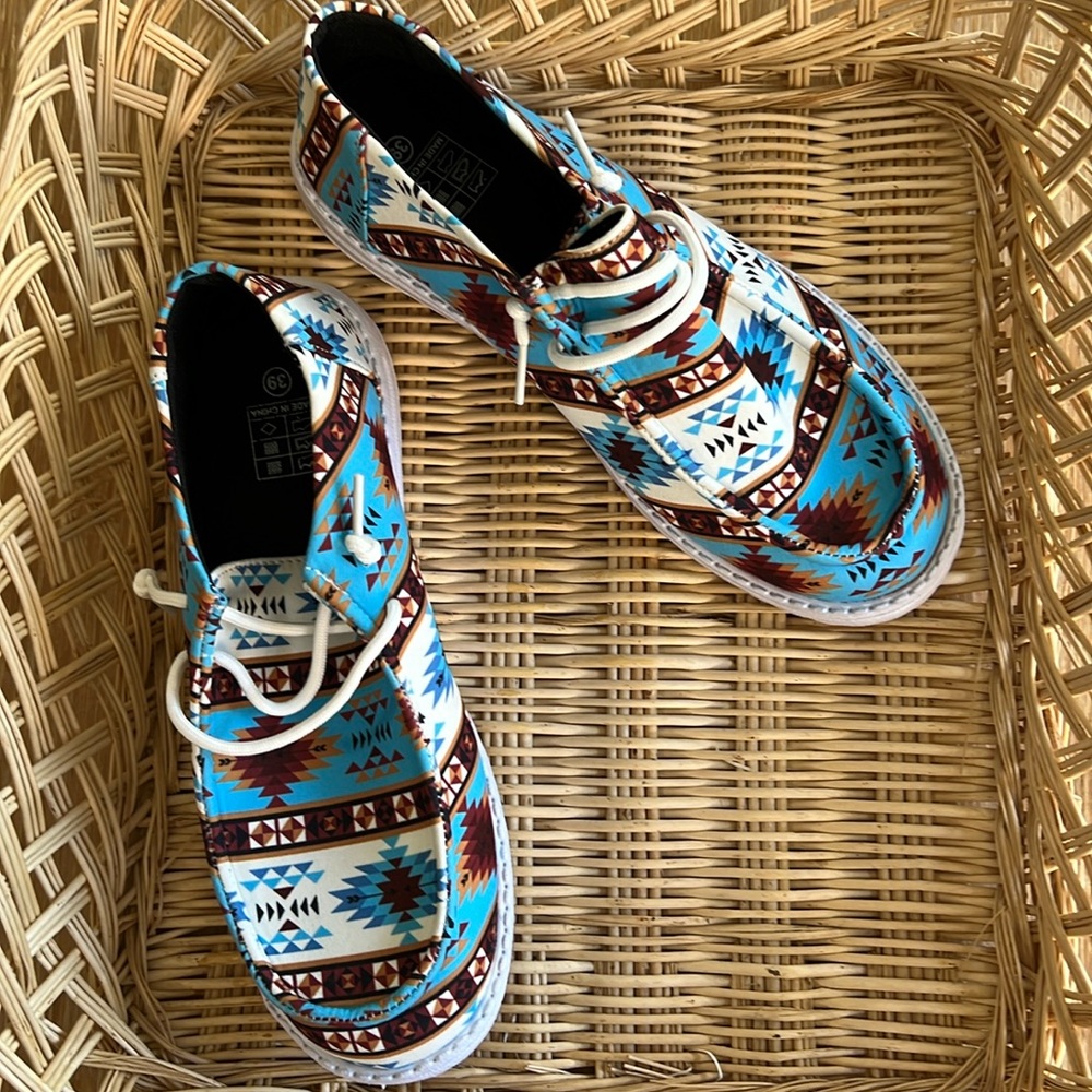 Hey dude style shoes